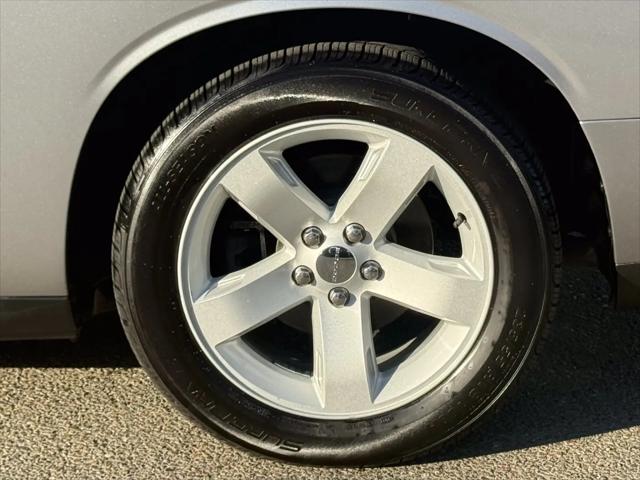 2014 Dodge Challenger SXT