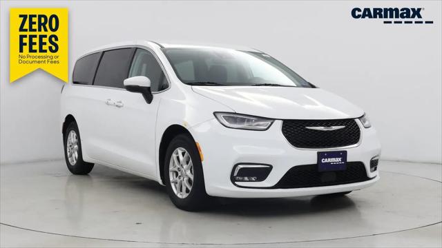 2023 Chrysler Pacifica Touring L for sale in Harrisonburg, VA