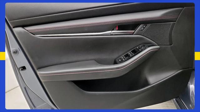 2024 Mazda Mazda3 2.5 S Carbon Edition