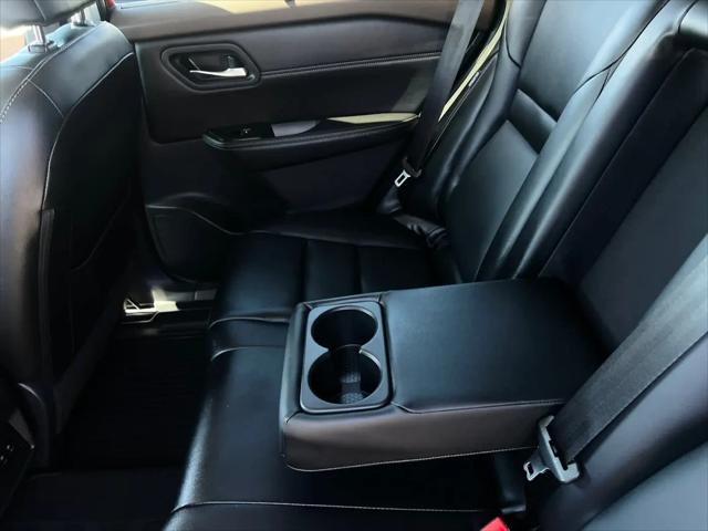 2023 Nissan Rogue SL FWD