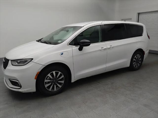 2024 Chrysler Pacifica Hybrid Select for sale in WICHITA, KS