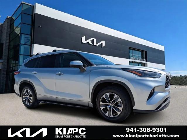 2023 Toyota Highlander XLE for sale in Port Charlotte, FL