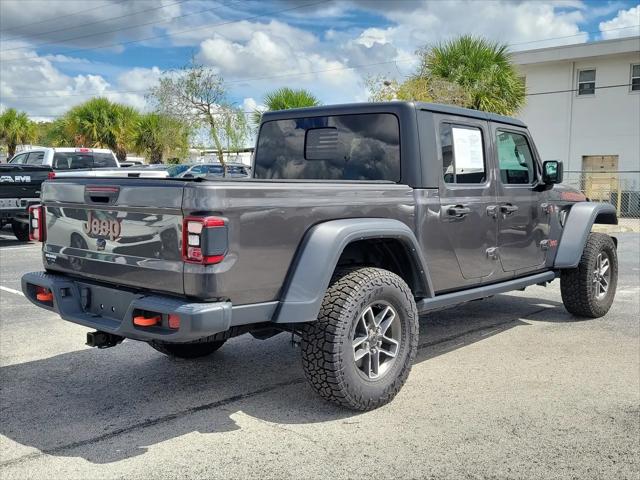 2024 Jeep Gladiator Sport