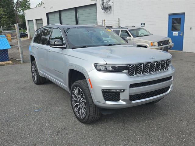 2021 Jeep Grand Cherokee L Summit Reserve 4x4 2021 Jeep Grand Cherokee L Summit Reserve 4x4