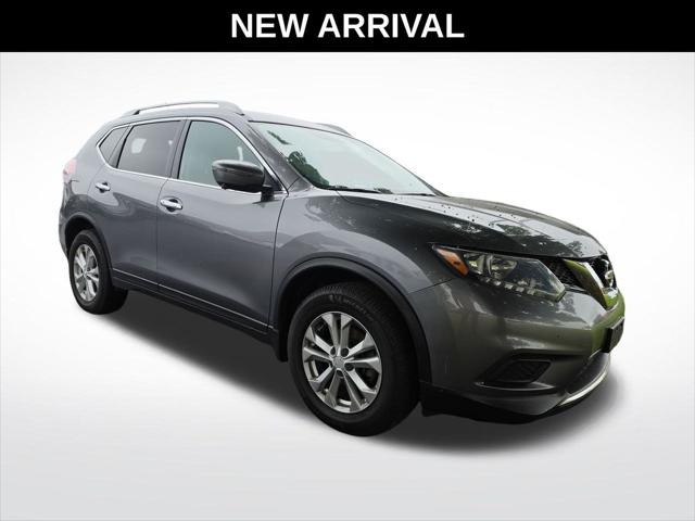 2016 Nissan Rogue SV for sale in Crystal Lake, IL