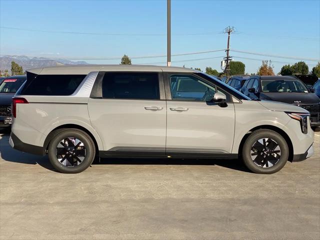2027 Kia Carnival LXS