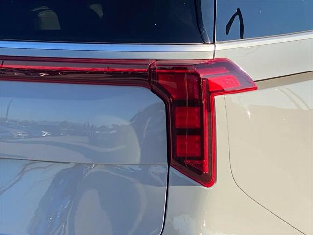 2027 Kia Carnival LXS