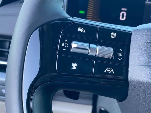 2027 Kia Carnival LXS