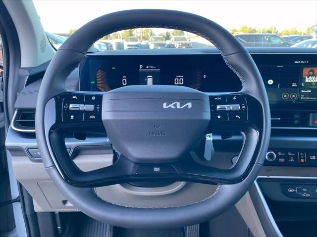 2027 Kia Carnival LXS