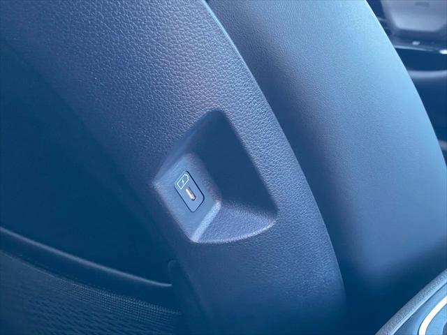 2027 Kia Carnival LXS