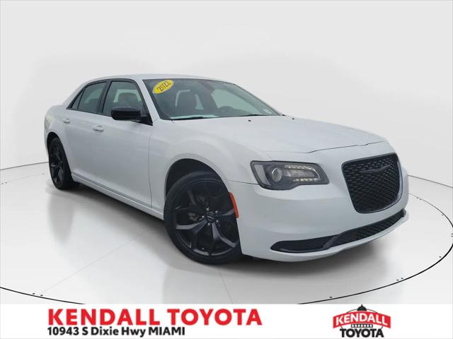 2022 Chrysler 300 Touring for sale in Miami, FL