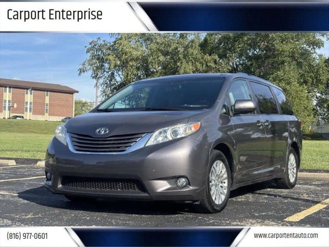 2017 Toyota Sienna XLE 8 Passenger for sale in Kansas City, MO