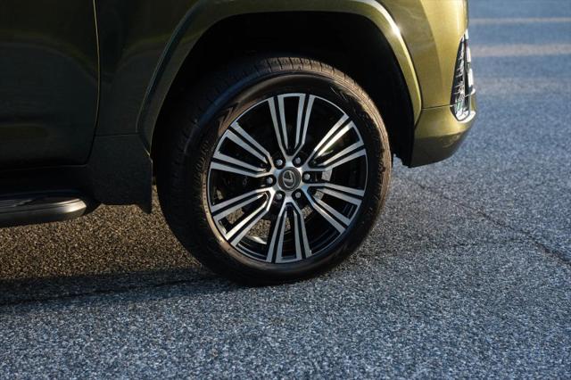 2024 Lexus LX Luxury