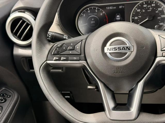 2020 Nissan Versa SV Xtronic CVT