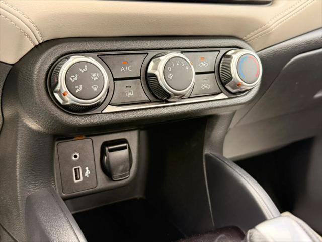 2020 Nissan Versa SV Xtronic CVT