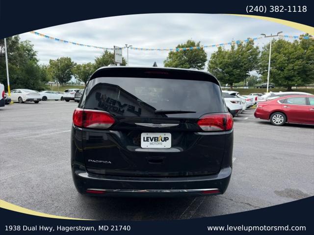 2020 Chrysler Pacifica Touring L