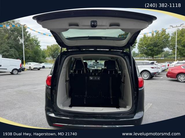 2020 Chrysler Pacifica Touring L