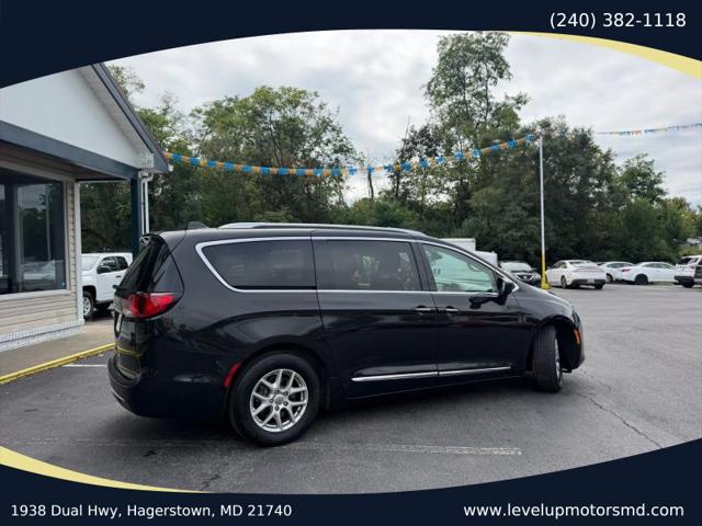 2020 Chrysler Pacifica Touring L