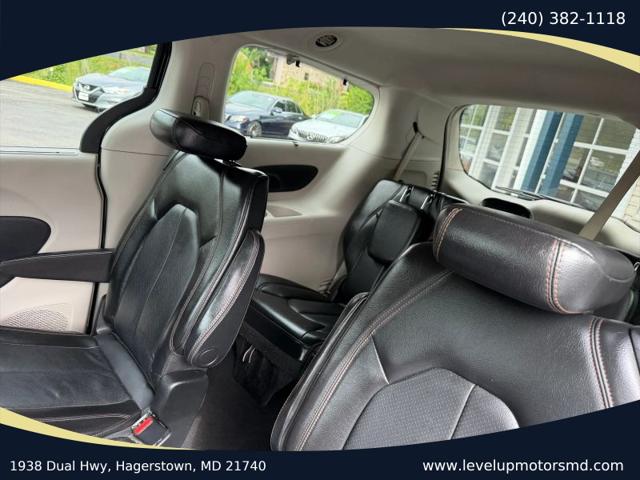 2020 Chrysler Pacifica Touring L