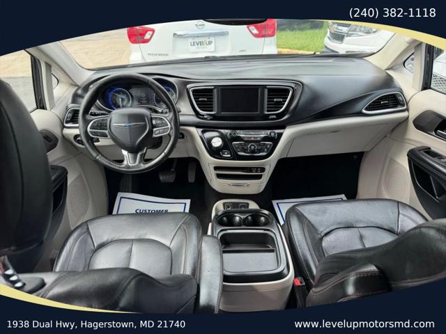 2020 Chrysler Pacifica Touring L
