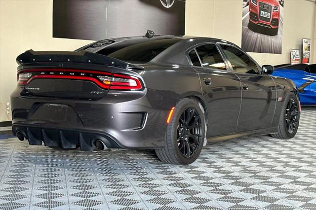 2016 Dodge Charger SRT 392
