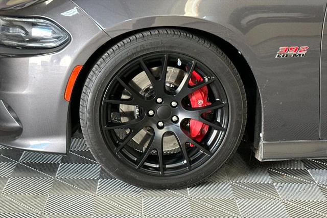 2016 Dodge Charger SRT 392