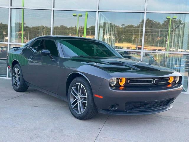 2019 Dodge Challenger SXT AWD