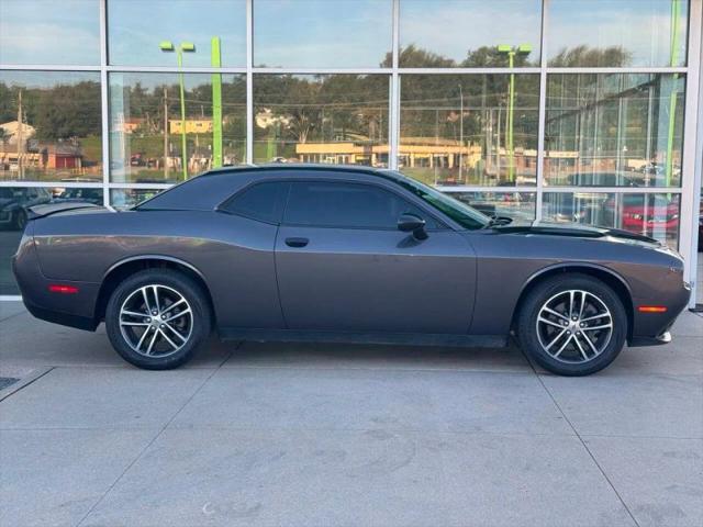 2019 Dodge Challenger SXT AWD