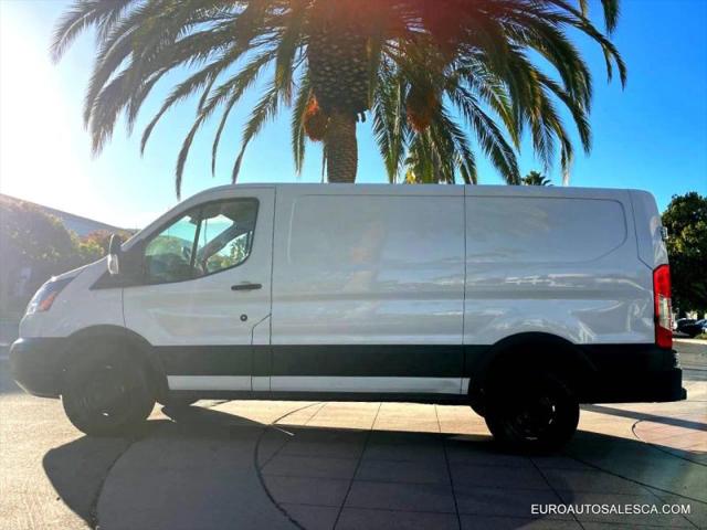 2018 Ford Transit w/Sliding Side Door w/RWB
