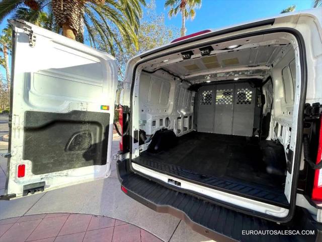 2018 Ford Transit w/Sliding Side Door w/RWB