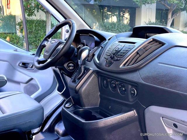 2018 Ford Transit w/Sliding Side Door w/RWB