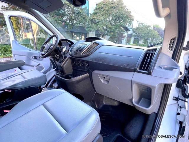 2018 Ford Transit w/Sliding Side Door w/RWB