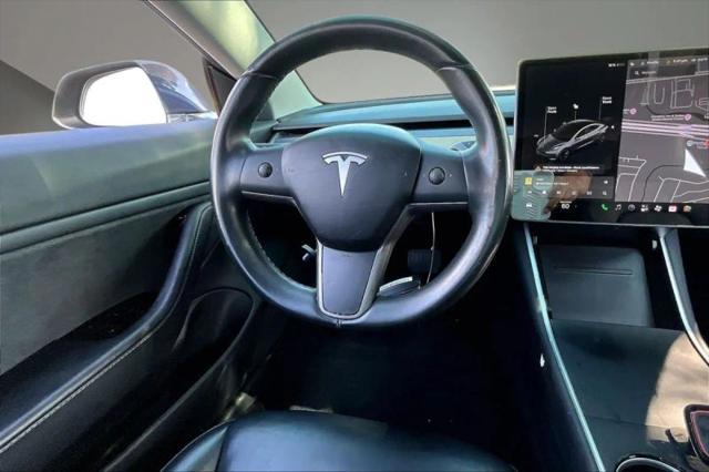 2019 Tesla Model 3 Standard Range