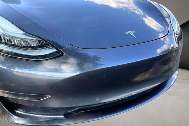 2019 Tesla Model 3 Standard Range