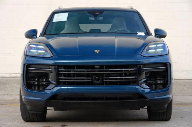 2024 Porsche Cayenne E-Hybrid Turbo