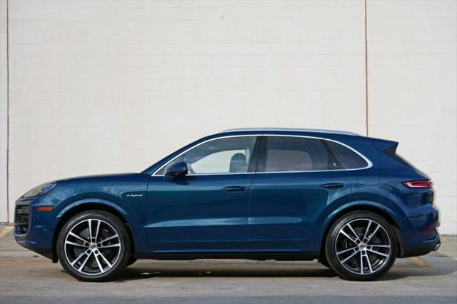 2024 Porsche Cayenne E-Hybrid Turbo