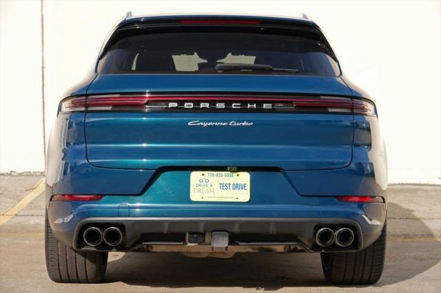 2024 Porsche Cayenne E-Hybrid Turbo