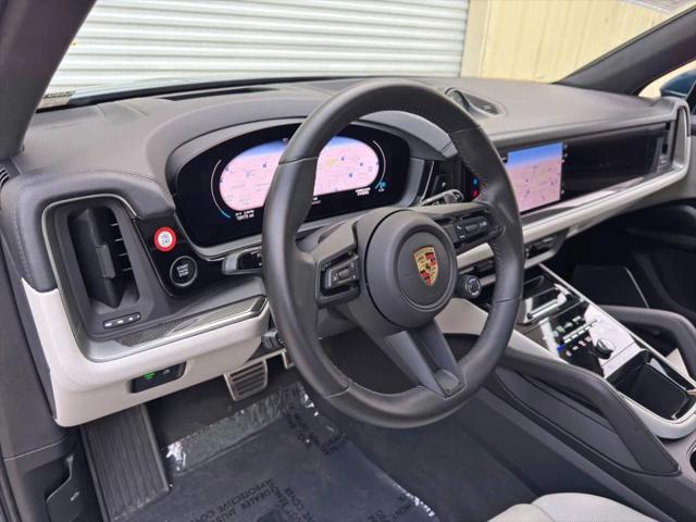 2024 Porsche Cayenne E-Hybrid Turbo
