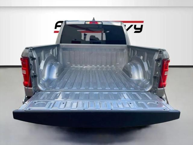 2025 Ram 1500 Laramie Crew Cab 4x4 57 Box