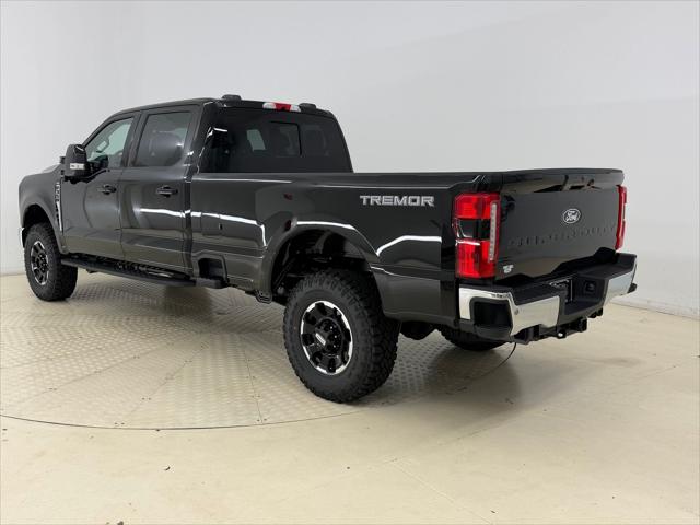 2027 Ford F-350 LARIAT