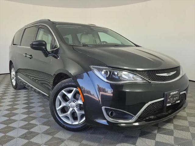 2017 Chrysler Pacifica Touring-L Plus for sale in Springfield, IL