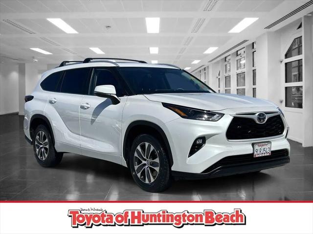 2024 Toyota Highlander XLE for sale in Huntington Beach, CA