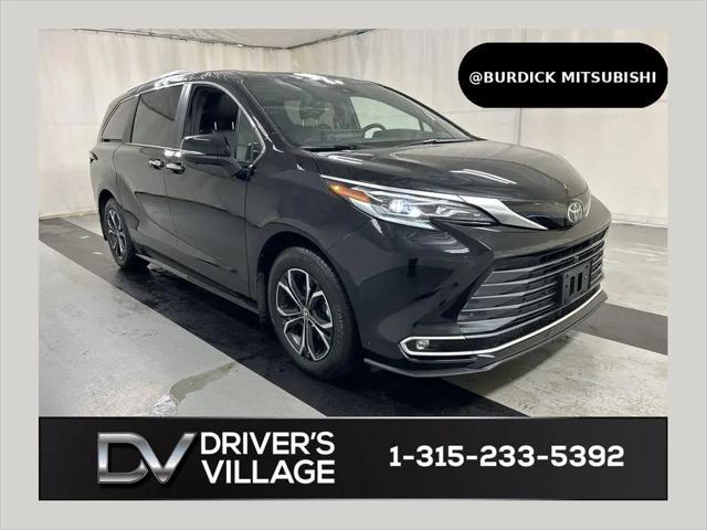 2026 Toyota Sienna Platinum for sale in Cicero, NY