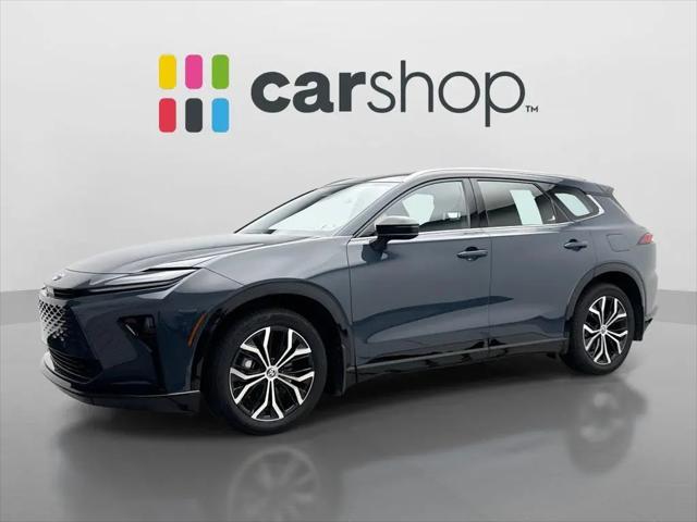 2025 Toyota Crown Signia XLE for sale in Glen Mills, PA