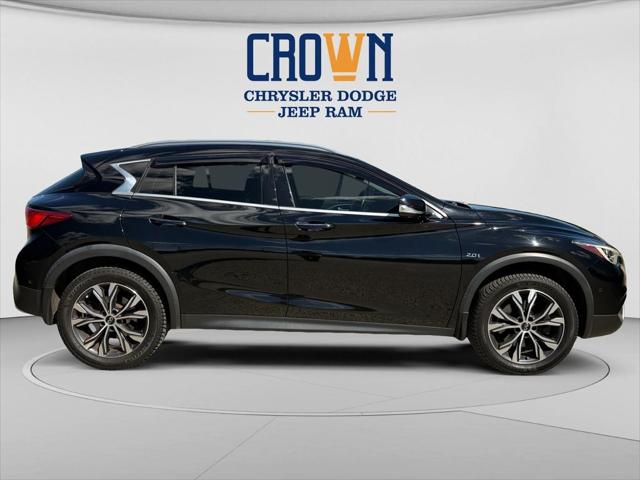 2017 INFINITI QX30 Premium 2017 INFINITI QX30 Premium