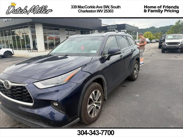 2022 Toyota Highlander XLE 2022 Toyota Highlander XLE