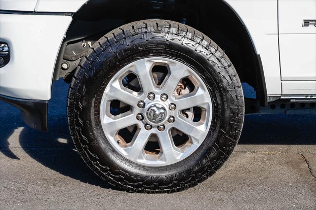 2024 Ram 3500 Laramie Mega Cab 4x4 64 Box