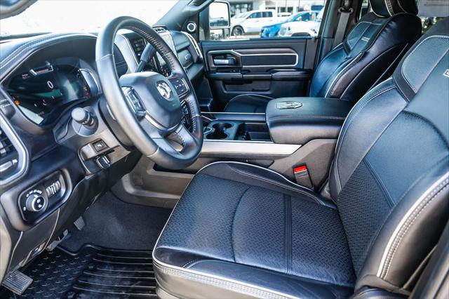 2024 Ram 3500 Laramie Mega Cab 4x4 64 Box
