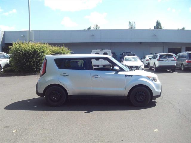 2015 Kia Soul Base