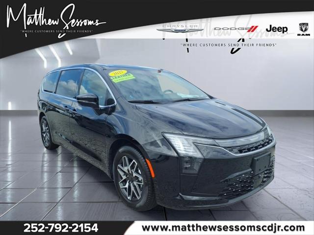 2027 Chrysler Pacifica Limited for sale in Williamston, NC